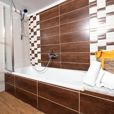 Grand Lux * Serres