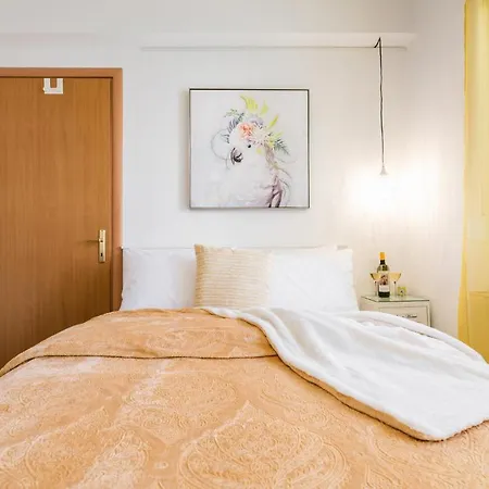Apartmán Grand Lux Serres